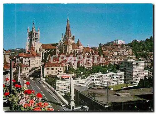 Cartes postales moderne Lausanne la Cathedrale et le pont Bessieres