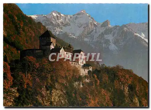 Cartes postales moderne Furstentum Liechtenstein Schloss Vaduz mit Falknisgruppe