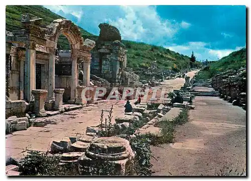 Cartes postales moderne Efes Turkiye Le Temple Hadrion ve rue des Kureits