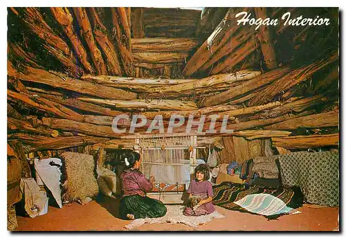 Cartes postales moderne Hogan Interior Monument Valley Inside their primitive circular hogan
