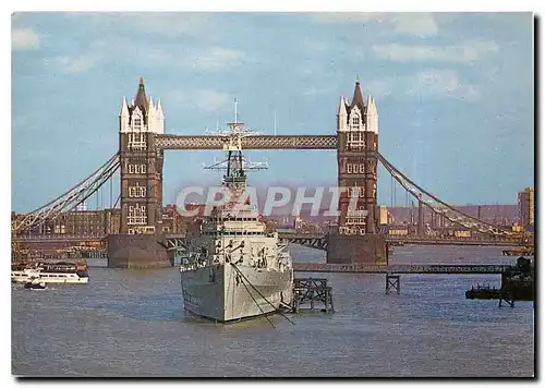 Cartes postales moderne HMS Belfast a Southampton class cruiser