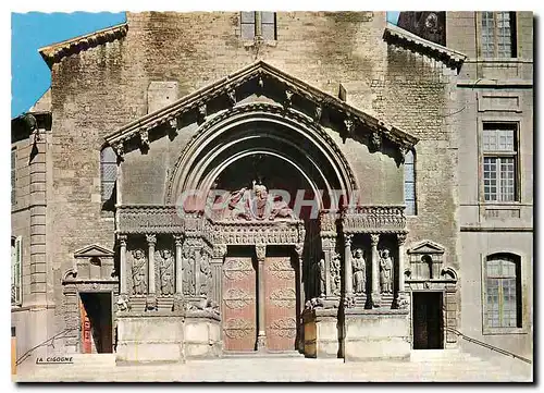 Cartes postales moderne Arles B du R Le Portail de la Cathedrale St Trophime