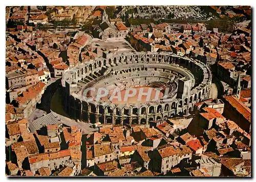 Cartes postales moderne Arles B du R Vue aerienne des Arenes