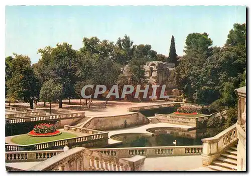 Moderne Karte Nimes (Gard) Les Jardins de la Fontaine (XVIIIe Siecle) et le Temple de Diane (1er siecle av J.-