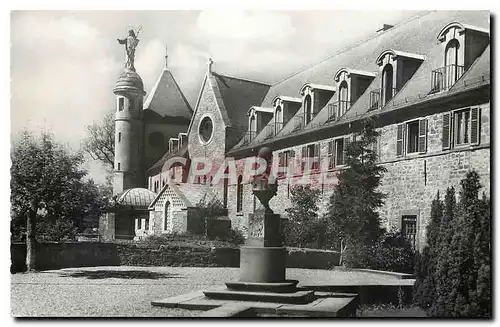 Cartes postales moderne Monastere du Mont Ste Odile FAcade Est et statue de la Sainte