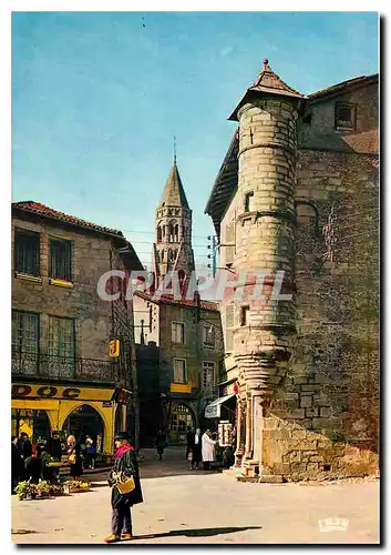 Cartes postales moderne Saint-Leonard-de-Noblat Vieilles maisons et Tour du XVIe siecle a l'arriere plan le clocher de l