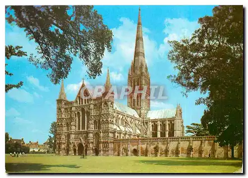 Cartes postales moderne Salisbury Cathedral from the South West