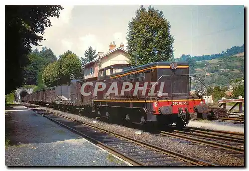 Moderne Karte Locomotive 040 DE 33 dotee d'un moteur diesel SUILZER de 600 CV en gare d'Olliergues