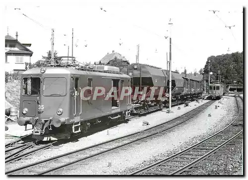 Cartes postales moderne Fourgon automoteur De 4/4 35 et rame sur trucks gares a Worblaufen Aout 1962