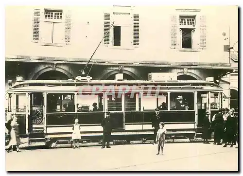 Cartes postales moderne Tram RhSt Ce 2 4 11 mit Gepackabteil in altstatten Rathaus