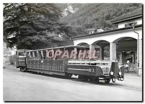 Cartes postales moderne Tram Hm 2 3 B4 5 et B2 3 Devant la gare CFF de Capolago