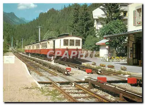 Cartes postales moderne Les Tines Z 218 et composition entrant en gare