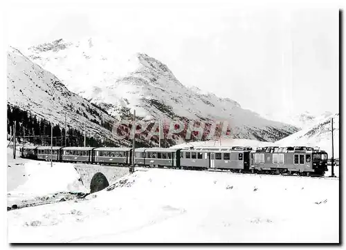 Cartes postales moderne Gem 4 4 801 et ABe 4 4 48 en tete d'un train special pour une course de ski quittant Bernina Dia