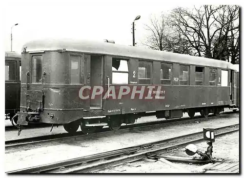 Moderne Karte Voiture moderne a Nowy Dwor