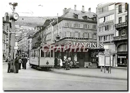 Moderne Karte Tram Ce 2 2 33 a la place Pury