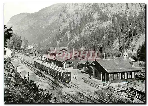 Cartes postales moderne Tram CFeh 4 4 31 en gare du Chatelard