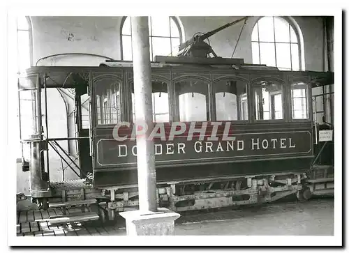 Cartes postales Das Doldertram 1930 wenige Tage nach der Betriebstumstellung in engen Depot neben der Standseilb