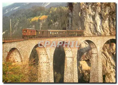 Ansichtskarte AK Tram Ge 2 4 221 et train local sur le viaduc du Landwasser