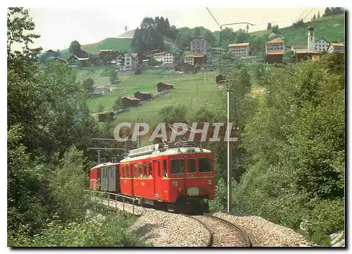 Ansichtskarte AK Tram ABDe 4 4 481 et train montant sous le village de Peist