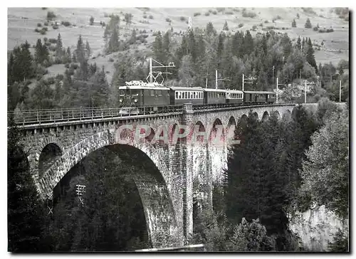 Cartes postales moderne Train direct sur le viaduct de Solis