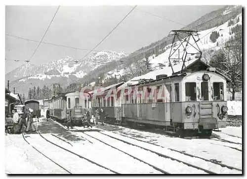 Cartes postales moderne Fort trafic en gare de Lenk