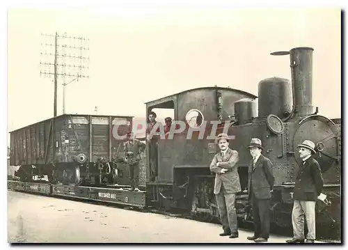 Cartes postales moderne Buffaud Robatel et deux trucks des Ponts et Chaussees a Bourg SNCF