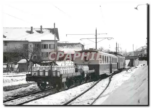 Cartes postales moderne Au temps du trafic marchandises mixte quittant Echallens pour Bercher