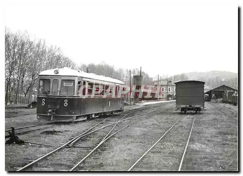 Cartes postales moderne Autorail Arrivant a Olot