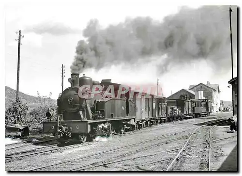 Cartes postales moderne En tete d'un mixte quittant Amer pour Olot