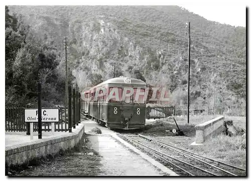 Cartes postales moderne Autorail pour Gerona aurrivant a El Pasteral