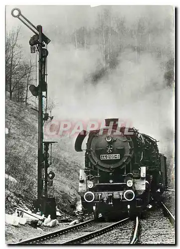 Cartes postales moderne Tram 44 689 neben 01 204 in Camburg