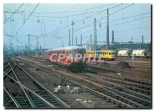 Cartes postales moderne CFL Westwaggon Triebwagen 201 211 in Maastricht