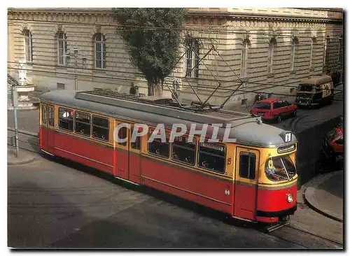 Cartes postales moderne Lohner Triebwagen der IVB wird von den Tiroler Museumsbahnen