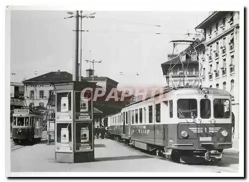 Cartes postales moderne SZB Triebwagen ABFe 4 4 1 und die Tramlinie 1 sind inzwiscvhen vom Berner Bahnhofplatz verschwun