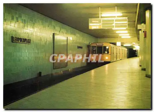 Cartes postales moderne Linie 9 Bahnhof Leopoldplatz mit Grossprofilzug Typ D