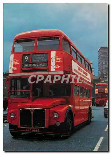 Cartes postales RM type Bus on Route 9 on the north side of Trafalgar Square
