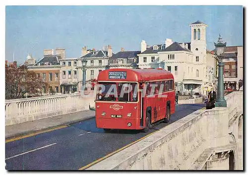 Ansichtskarte AK RF type Bus seen crossing Richmond Bridge on Route 202