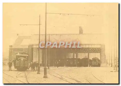 Cartes postales moderne Les premiers batiments du depot