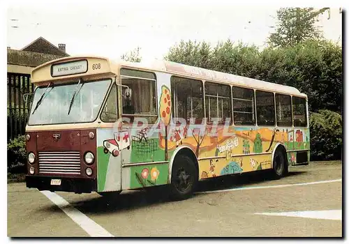 Cartes postales moderne Kinderbus Bus decorated by children