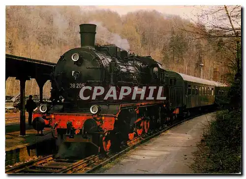 Cartes postales moderne DR (railways of the German Democratic Republic) steam locomotive 38 205