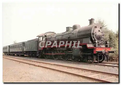 Cartes postales moderne Locomotive � vapeur type 64 avec voitures SCI