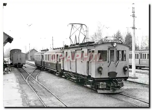 Moderne Karte De 4/4 2 + B435 pour Bienne � Tauffelen (On remarque au fond les automotrices ex SISS) 1964. Pho