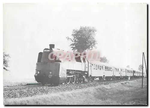 Cartes postales moderne MAV 242.002 mit Schnellzug