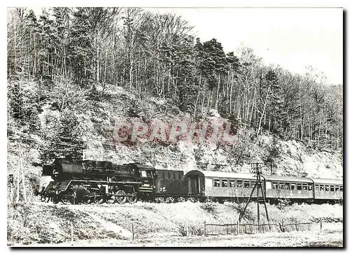 Cartes postales moderne Hilfzug bei der Einfahrt in Nassen