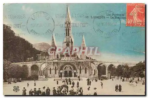 Cartes postales Lourdes La Basilique