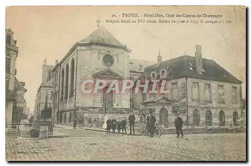 Cartes postales Troyes hotel Dieu Quai des comtes de Champagne