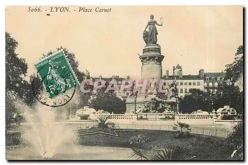 Cartes postales Lyon Place Carnol