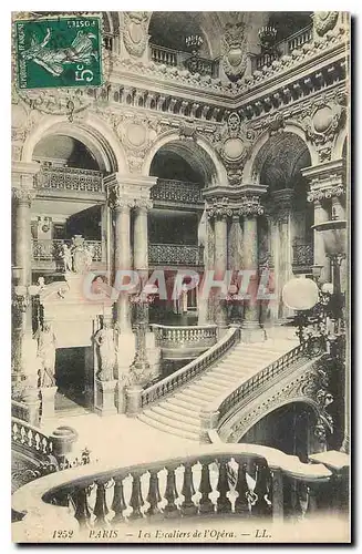 Cartes postales Paris Les Escaliers de l'Opera