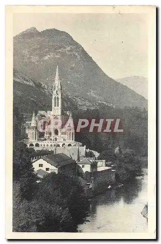 Cartes postales Lourdes La Basilique et le Gave