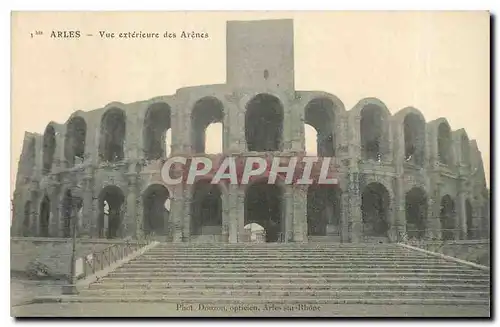 Cartes postales Arles Vue exterieure des Arenes